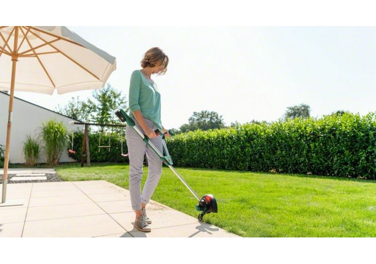 Coupe-bordures UniversalGrassCut 18-260 sans-fil avec 1 batterie 2,0Ah - 06008C1D03 - Bosch 2