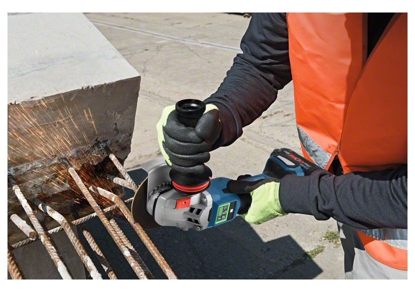 Meuleuse GWS 18V-15 SC 2x 5,5Ah ProCORE18V + GAL 1880 CV L-Boxx - 06019H6102 - Bosch