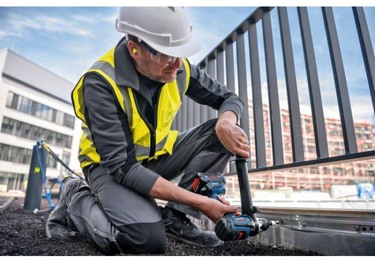 Perceuse à Percussion sans fil GSB 18V-150 C 2x8,0Ah GAL 1880 CV CoMo L-Boxx - 06019J5105 - Bosch