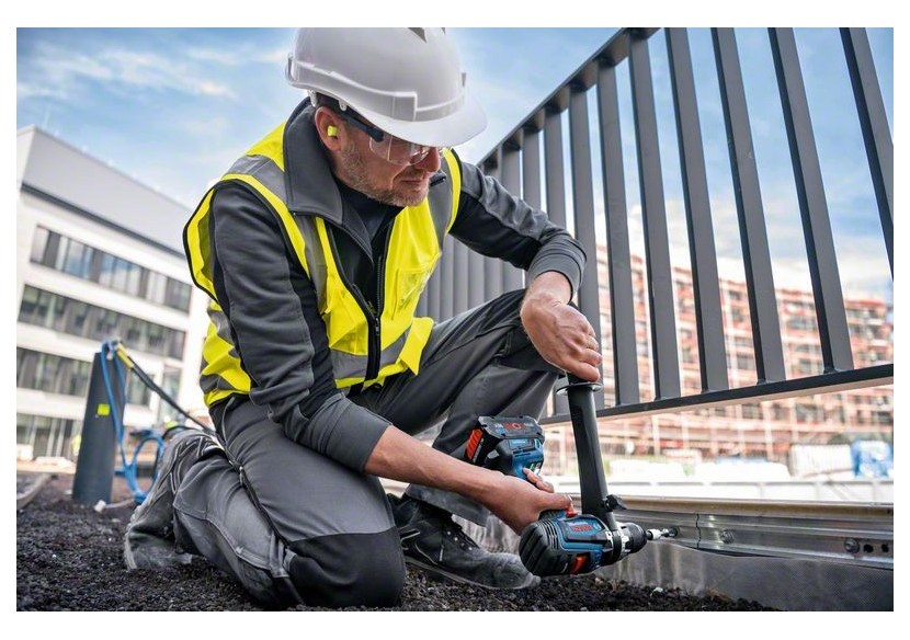 Perceuse à Percussion sans fil GSB 18V-150 C 2x8,0Ah GAL 1880 CV CoMo L-Boxx - 06019J5105 - Bosch