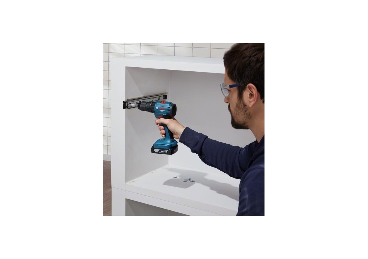 PERCEUSE VISSEUSE GSB 18V-45 2x2,0Ah, GAL 18V-20 + 82 acc en L-Case Pick&Click - 06019K3306 - Bosch