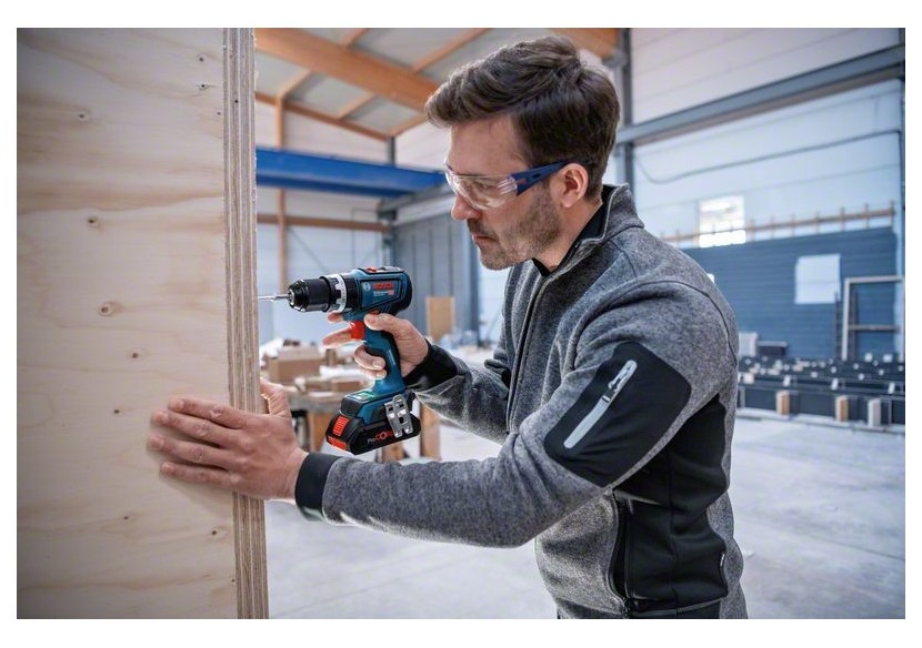 PERCEUSE VISSEUSE GSB 18V-90 C 2x4,0Ah ProCore GAL 18V-40 L Como - 06019K6105 - Bosch