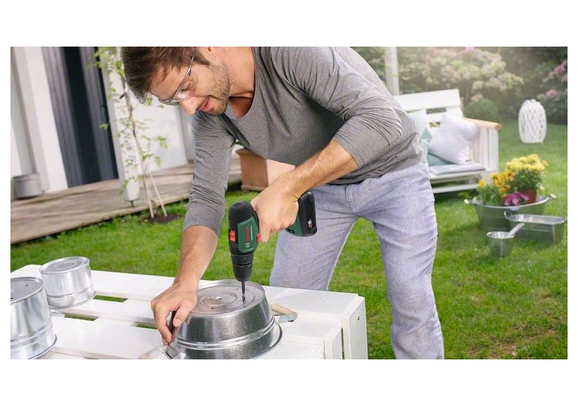 Perceuse-visseuse sans-fil UniversalDrill 18 2 batteries 1,5Ah coffret - 06039D4002 - Bosch