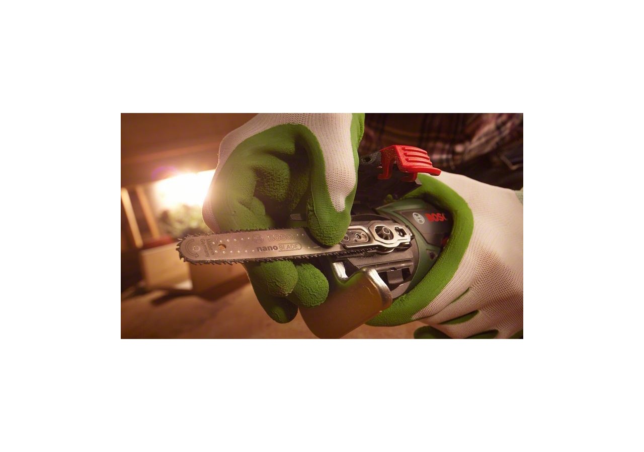 Scie multi-usage EasyCut 12V sans-fil à lame NanoBlade 1 batterie 2,5Ah - 06033C9000 - Bosch