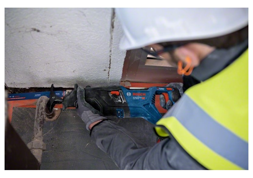 SCIE SABRE GSA 18V-28 2xProCORE 18V 5,5Ah & GAL 1880 - 06016C0003 - Bosch