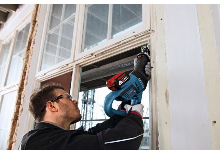 SCIE SABRE GSA 18V-32 2x5,0Ah + 2 lames COFFRET STANDARD - 06016A8106 - Bosch 2