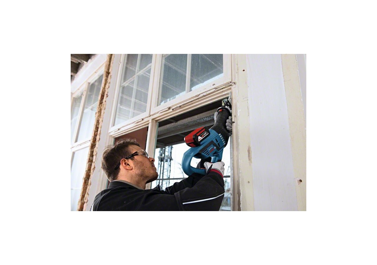 SCIE SABRE GSA 18V-32 2x5,0Ah + 2 lames COFFRET STANDARD - 06016A8106 - Bosch