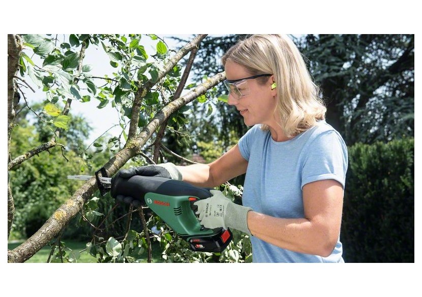 Scie sabre sans fil Advanced Recip 18V avec une batterie 2,5Ah - 06033B2403 - Bosch