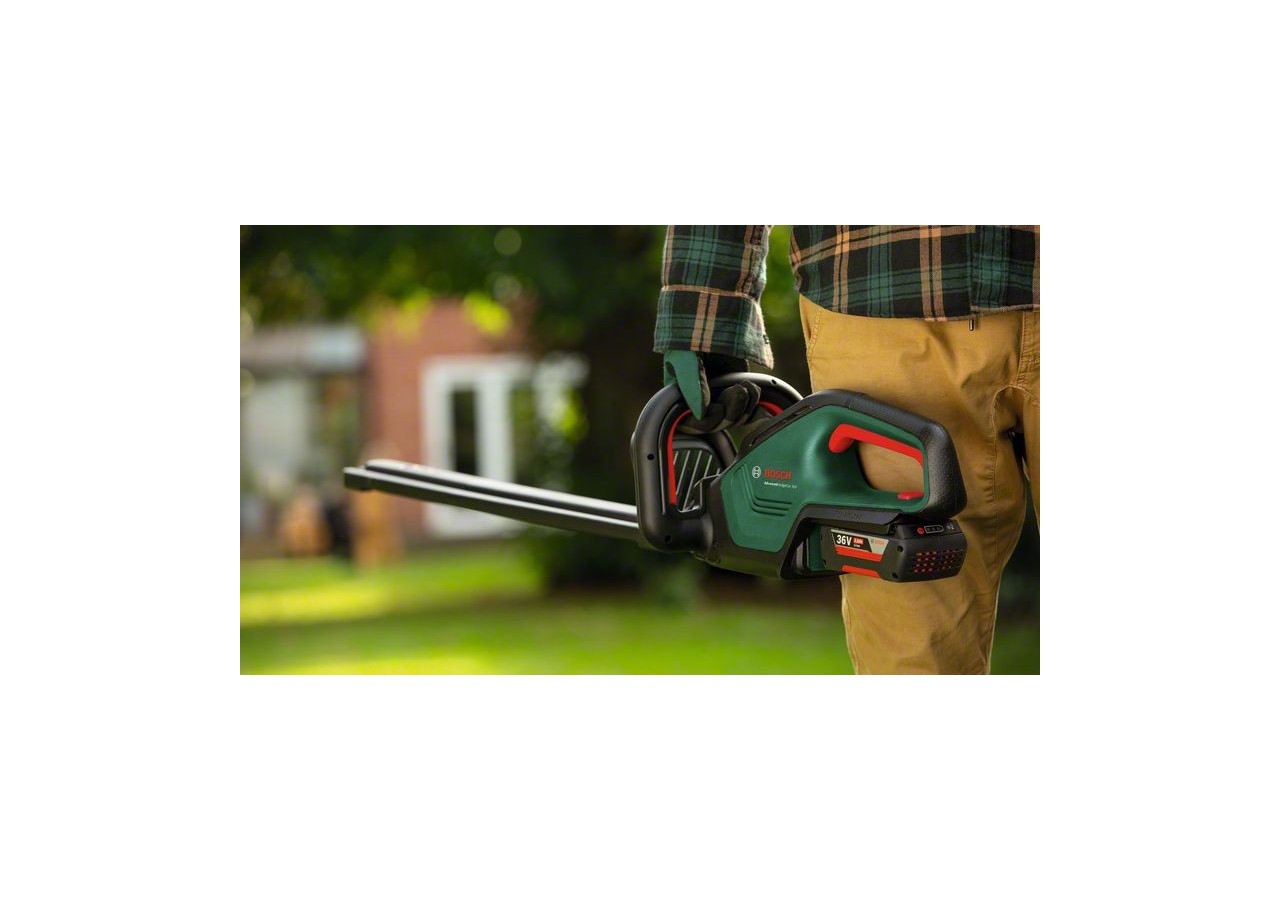 Taille-haies sans fil UniversalHedgeCut 36V-55-24 - 1 batterie 2,0Ah - 060084A302 - Bosch