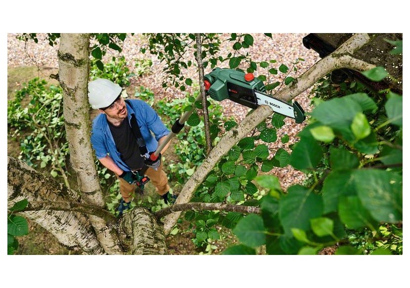 Tronçonneuse à chaîne télescopique sans fil 18V - 1 batterie 2,5Ah - 06008B3100 - Bosch