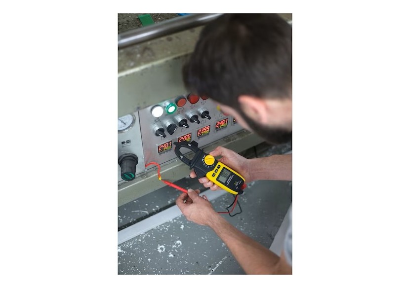 MULTIMETRE DIGITAL SMART A PINCE FATMAX - FMHT82564-0 - Stanley