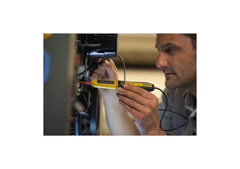 TESTEUR ET EVALUATION DE TENSION FATMAX - FMHT82566-0 - Stanley