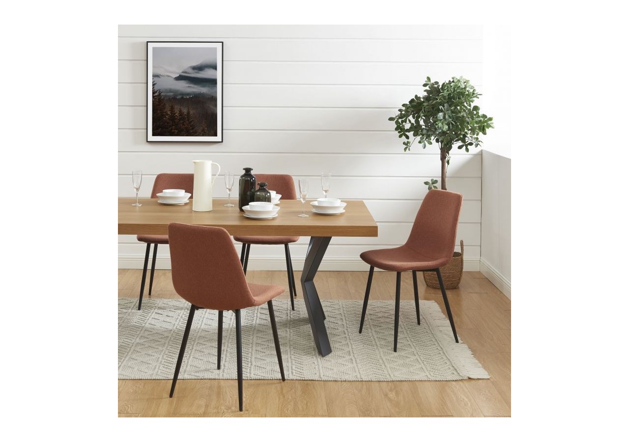 Lot de 4 chaises ESTELLE tissu bordeaux pieds métal noir