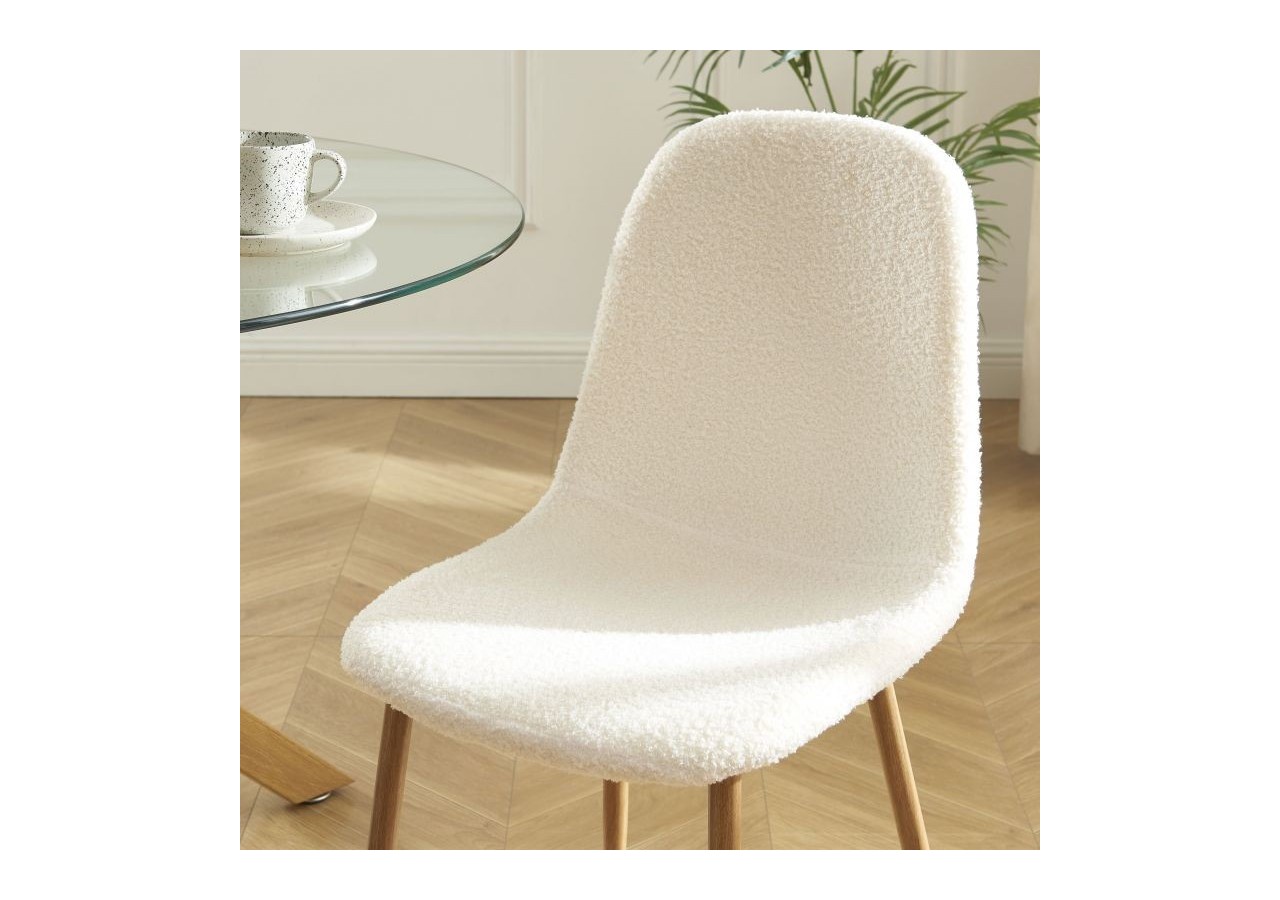 Lot de 4 chaises BIRGIT tissu bouclette écru pieds bois clair