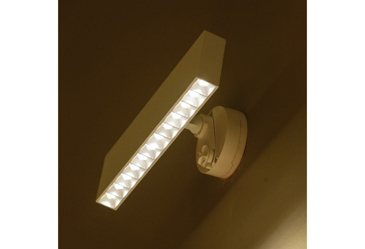 Projecteur LED ALFA 32W - Beneito Faure