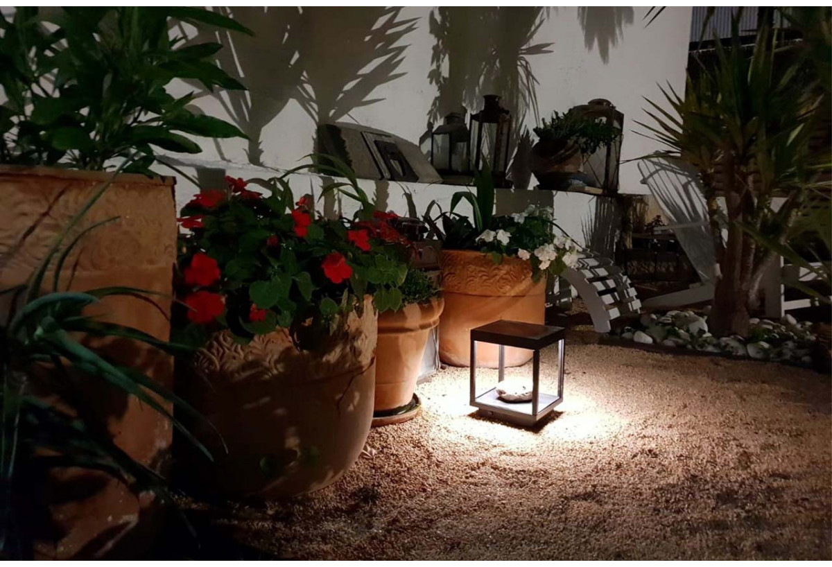 Lampe solaire LED VISOR SOLAR 3,5W - Beneito Faure : Confort'Mat