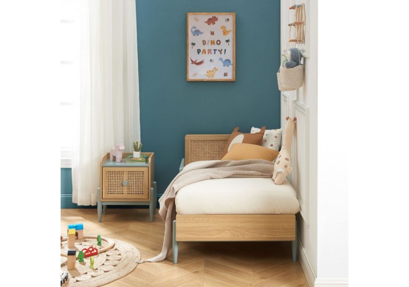 Lit enfant PABLO bleu et cannage rotin 70x140 sommier inclus