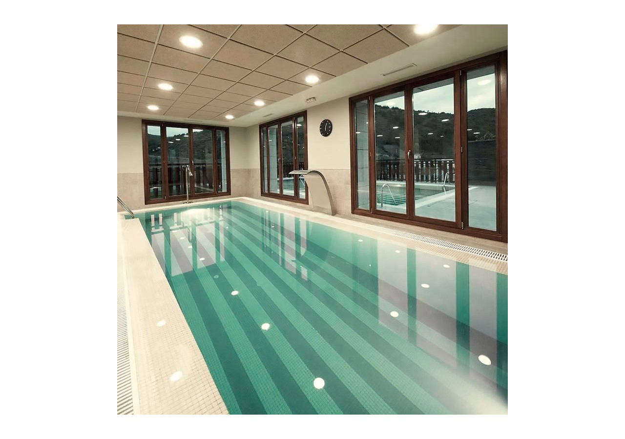 Spot LED encastrable étanche - IP65 - 15W - Coupe diamètre 145-160mm - B1221-BC - Barcelona LED