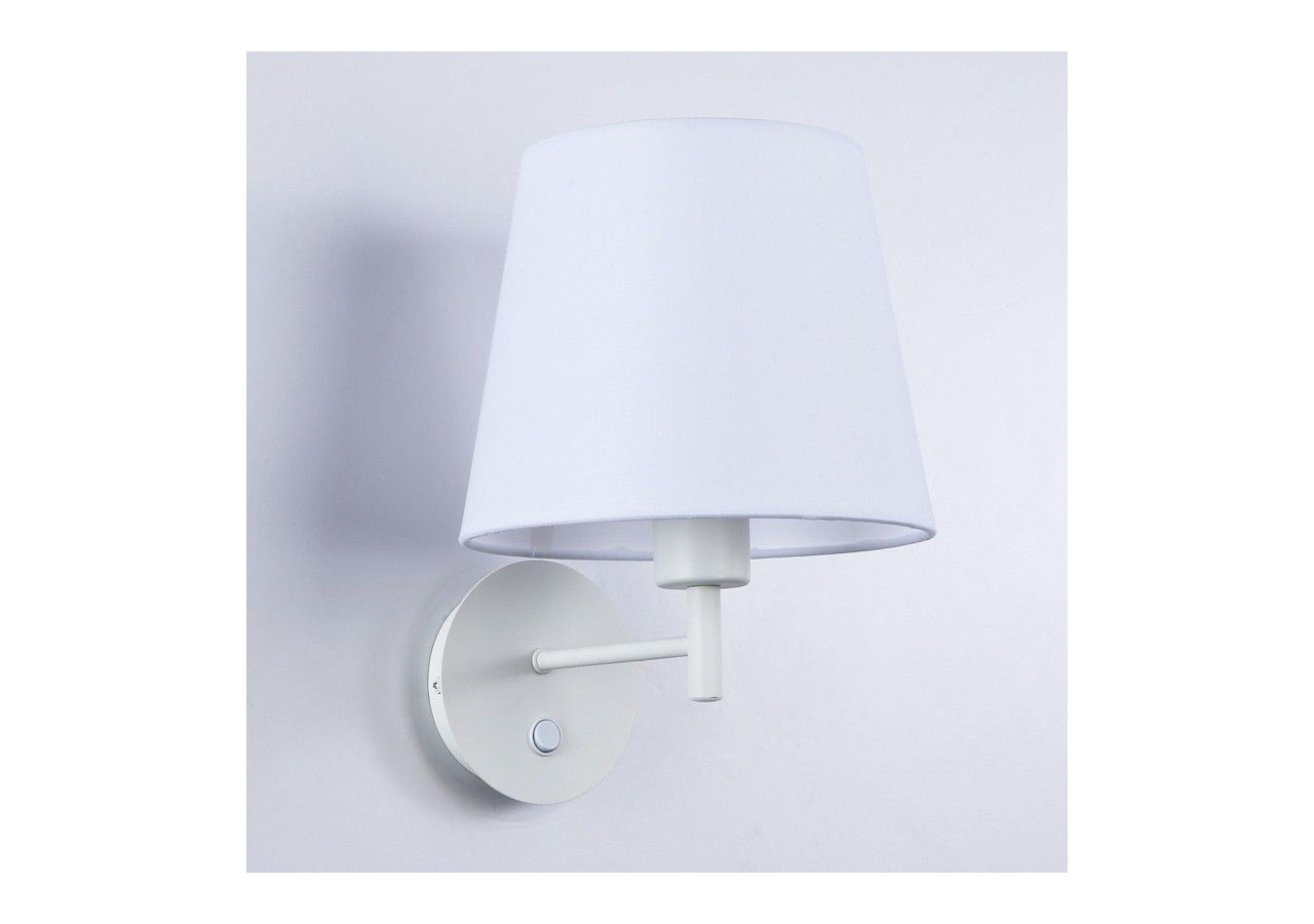 Applique murale avec abat-jour et interrupteur Classic "RIGA" - E27 - L3024-B - Barcelona LED