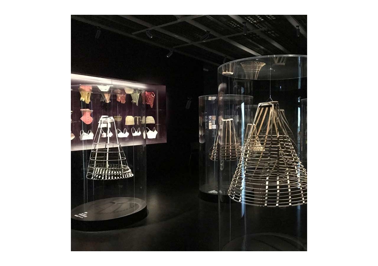 Spot sur rail monophasé avec angle d'éclairage ajustable 8W - B2092-N-270 - Barcelona LED