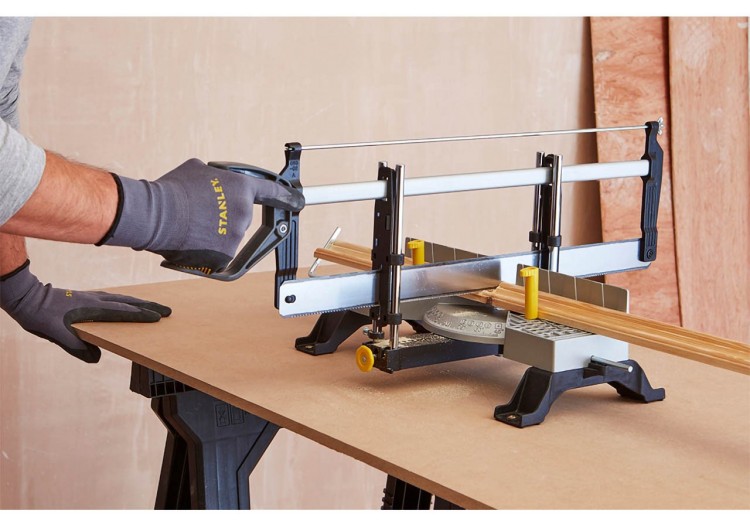 SCIE A ONGLET ARTICULEE -...