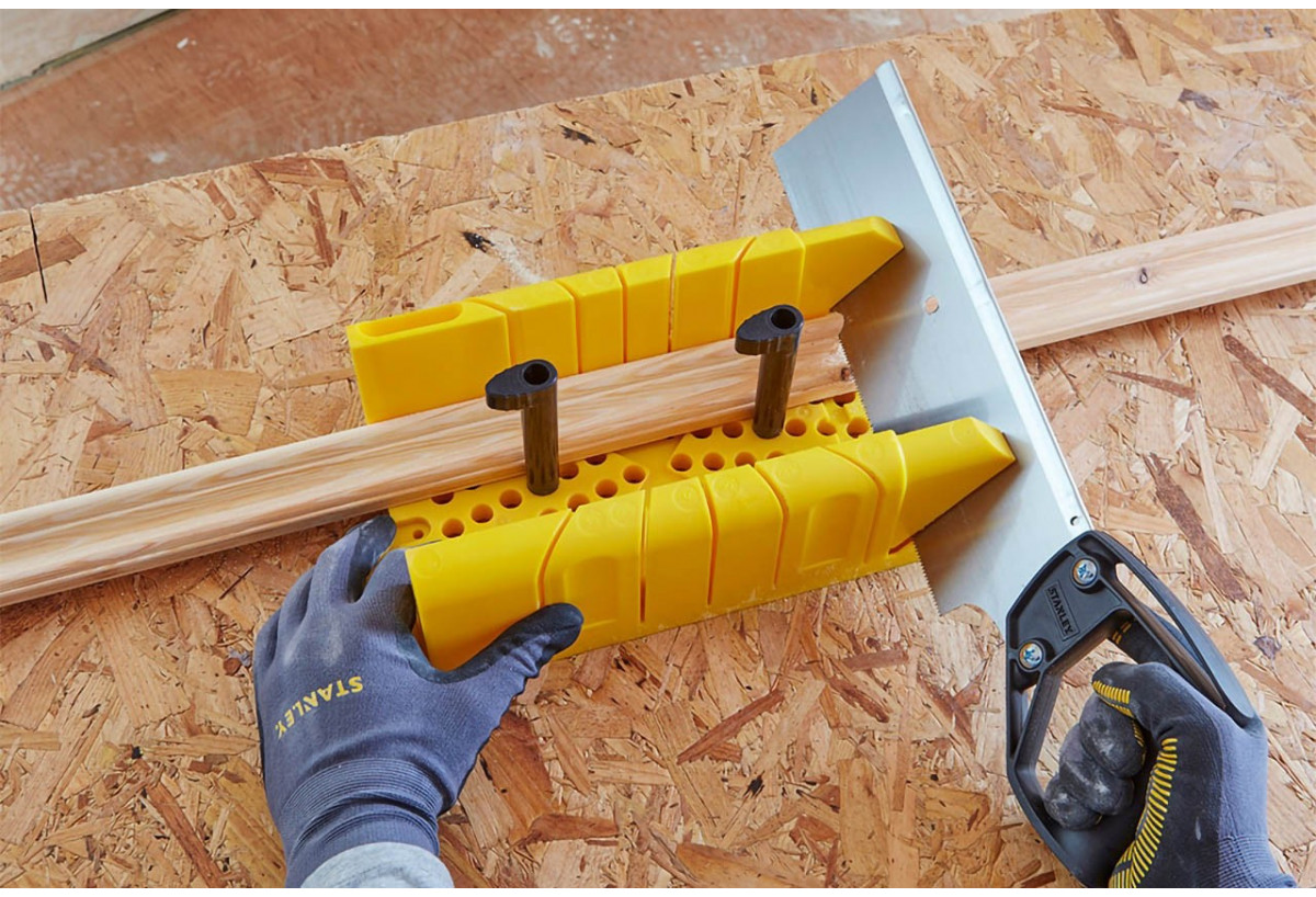 Boite A Coupe En Plastique Avec Cales Excentriques Scie A Dos Et Chevilles - Stanley : Confort'Mat