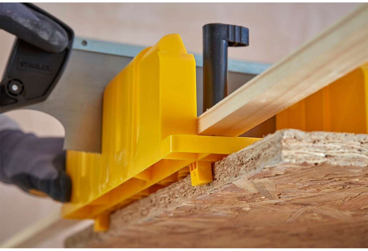 Boite A Coupe En Plastique Avec Cales Excentriques Scie A Dos Et Chevilles - Stanley : Confort'Mat