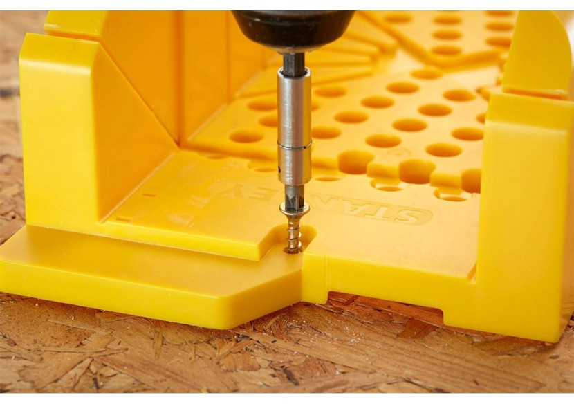 Boite A Coupe En Plastique Avec Cales Excentriques Scie A Dos Et Chevilles - Stanley : Confort'Mat