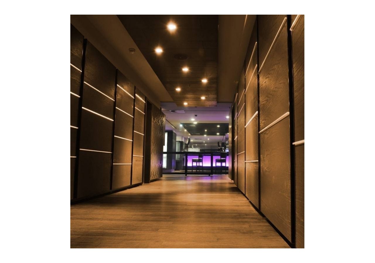 Néon LED flexible 24V DC-6x13mm-5 mètres-Kit complet-11W/m-IP67-À courbure latérale - N613-5M-270 - Barcelona LED