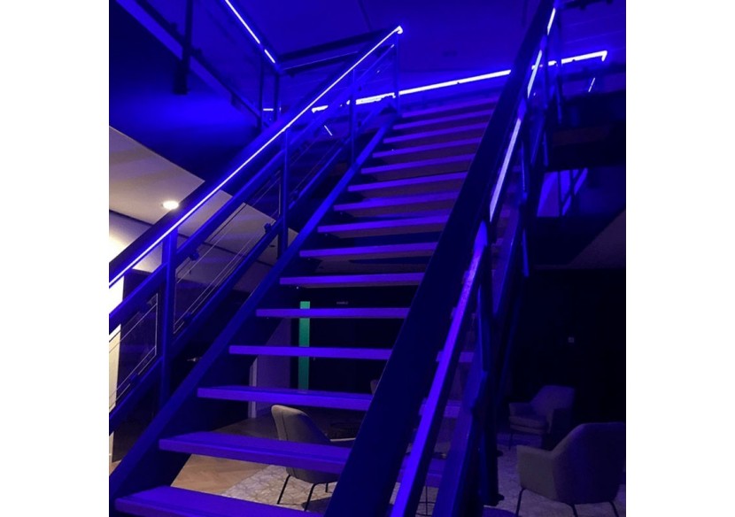 Néon LED flexible RGB-10 mètres-Kit complet-11W/m-IP67-À courbure verticale - N1212-10M-RGB - Barcelona LED Néon LED flexible RGB-10 mètres-Kit complet-11W/m-IP67-À courbure verticale - N1212-10M-RGB - Barcelona LED