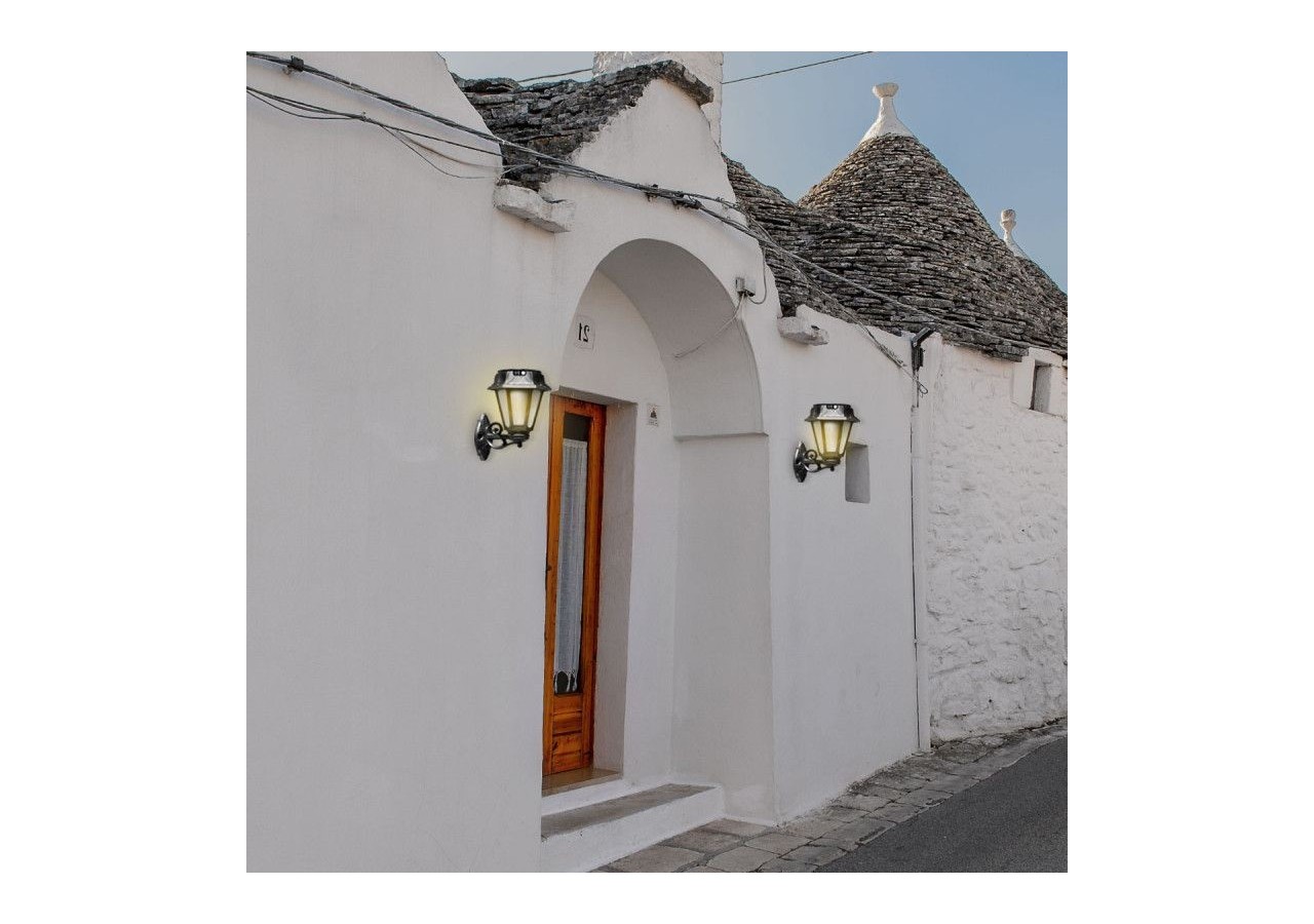 Lanterne murale solaire extérieure "BISSO/ROSETTA" capteur PIR-3 modes de fonctionnement-CCT - R22.131.000.AFS1K - Barcelona LED