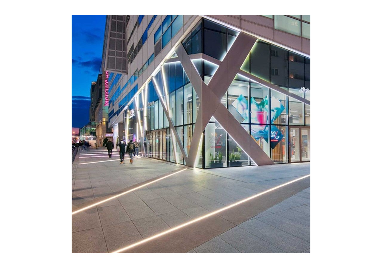 Profilé aluminium encastrable au sol pour ruban LED avec diffuseur-21x26mm-2 embouts-IP54-2m - KPERF21X26-P - Barcelona LED