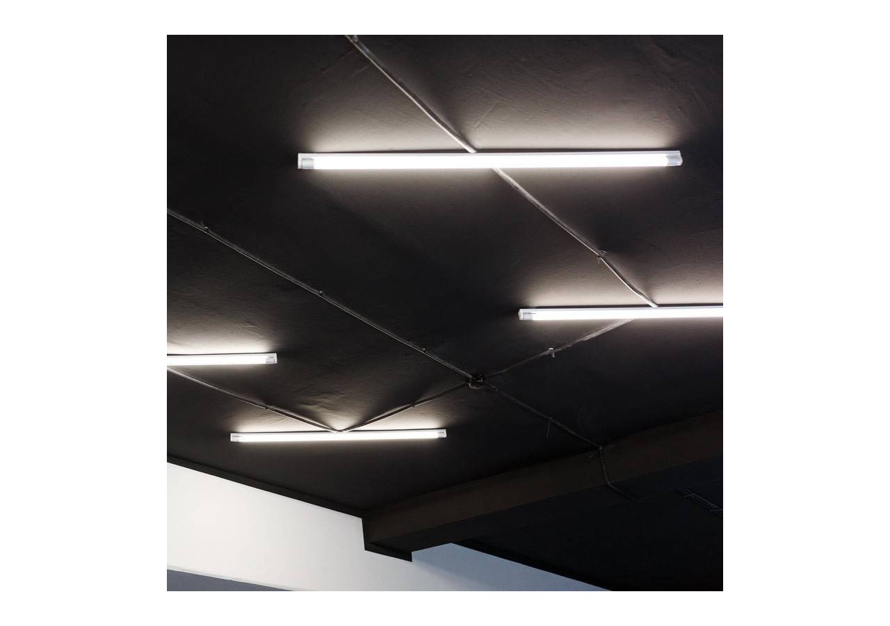 Tube LED T8 120cm 18W avec détecteur de mouvement micro-ondes-100lm/w-6000K - B4016-120-BF - Barcelona LED