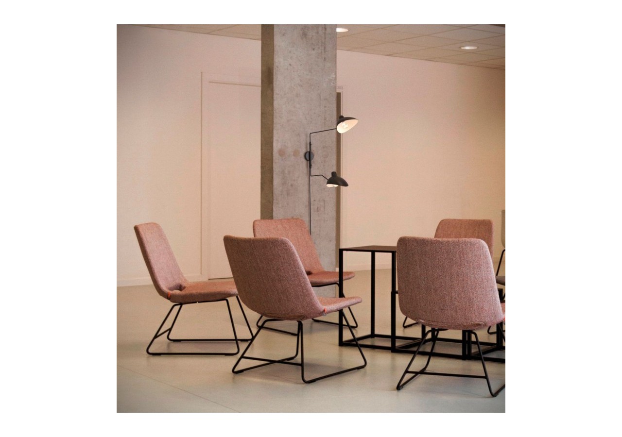 Applique murale design "Louise" avec interrupteur et prise-2xE27 - L3071-2-EU-N - Barcelona LED