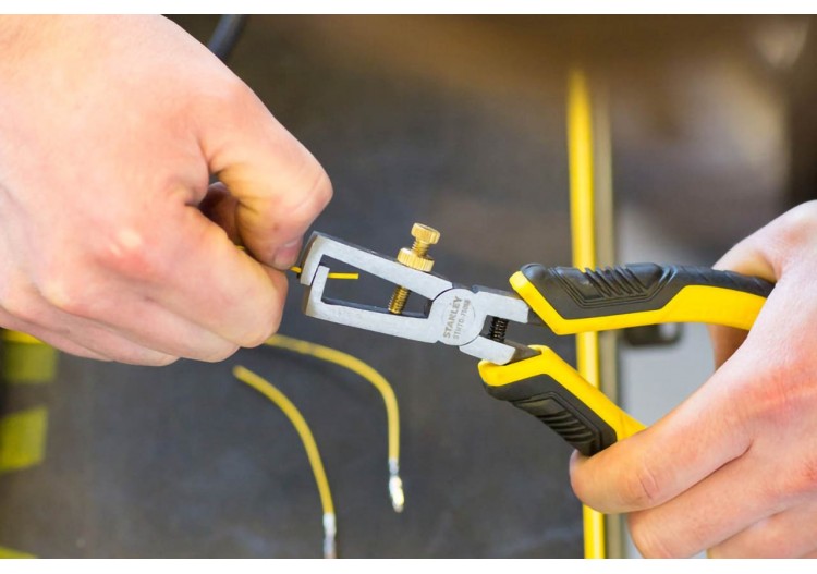 Pince A Denuder 150Mm - Stanley : Confort'Mat