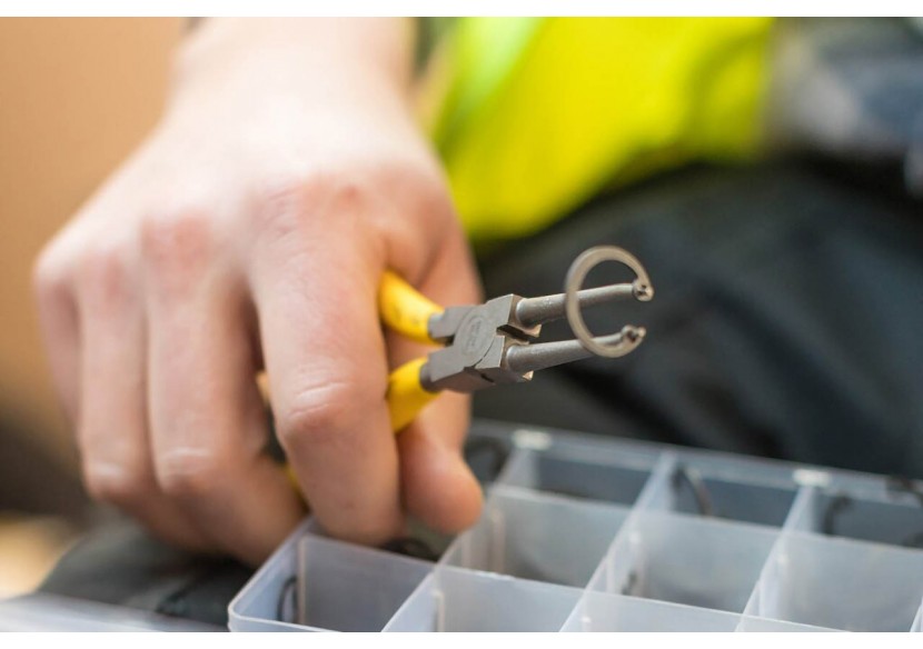 Pince Circlips Interieurs A Becs Droits 140Mm - Stanley : Confort'Mat