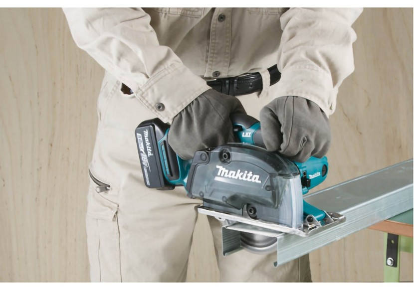 Scies circulaires à métal 18 V Li-Ion 5 Ah - Makita : Confort'Mat