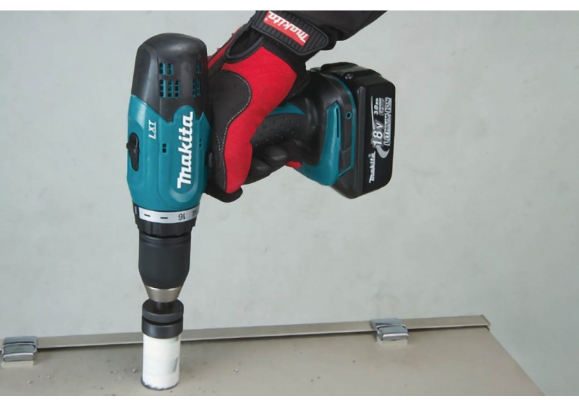 Perceuse visseuse 18 V Li-Ion 3 Ah usage occasionnel - Makita : Confort'Mat