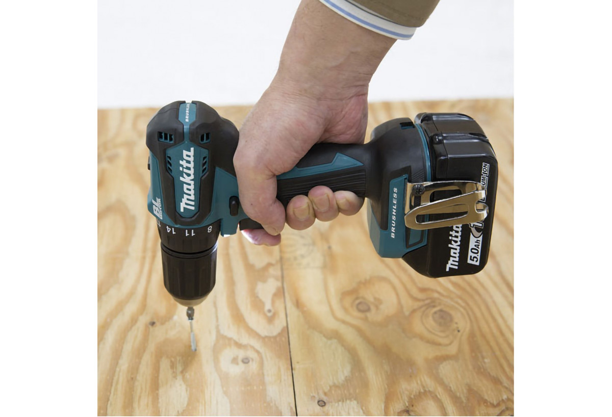 Perceuse visseuse 18 V Li-Ion 3 Ah usage quotidien - Makita : Confort'Mat