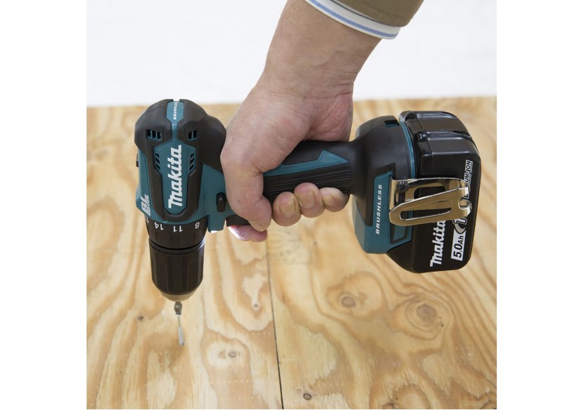 Perceuse visseuse 18 V Li-Ion 3 Ah usage quotidien - Makita : Confort'Mat