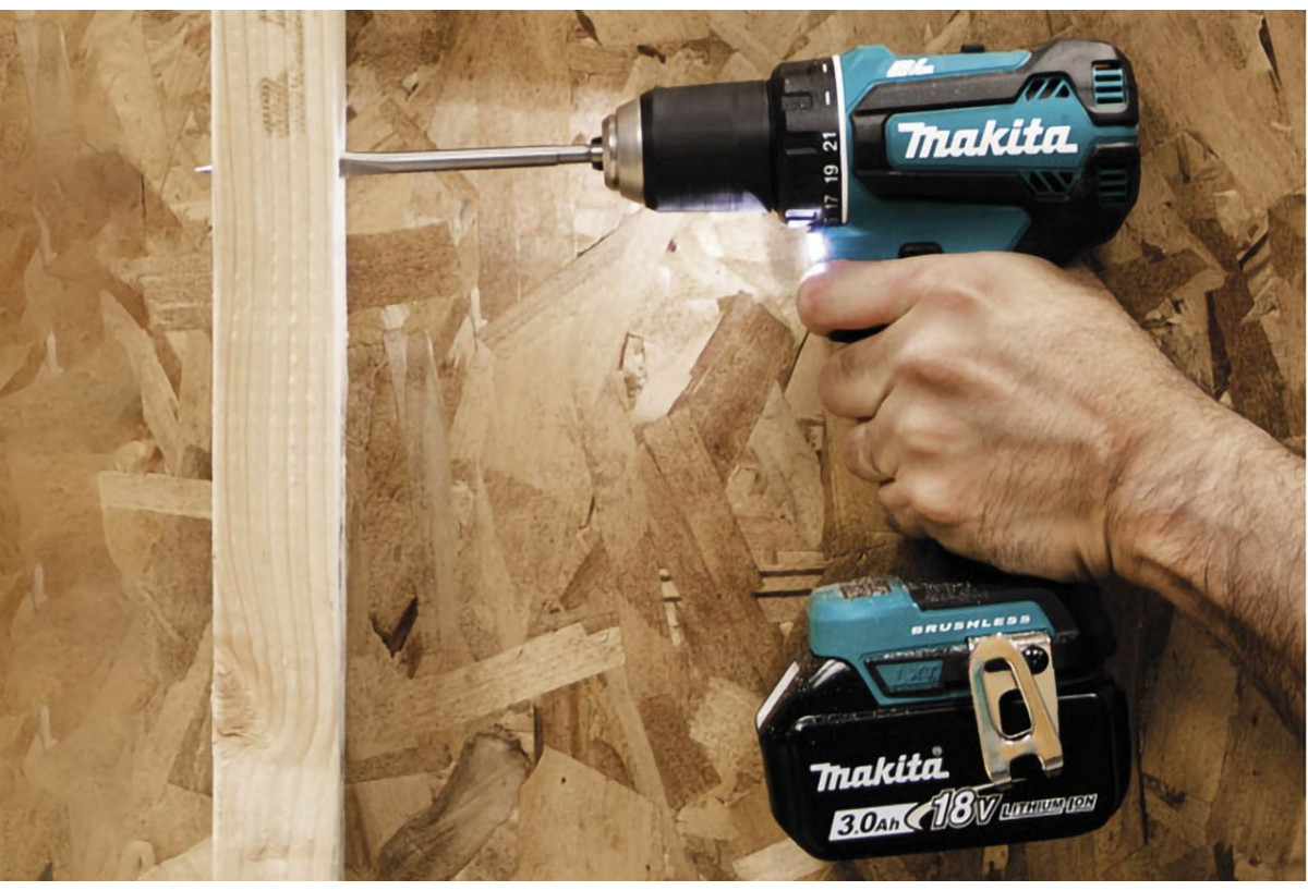 Perceuse visseuse 18 V Li-Ion 5 Ah usage quotidien - Makita : Confort'Mat