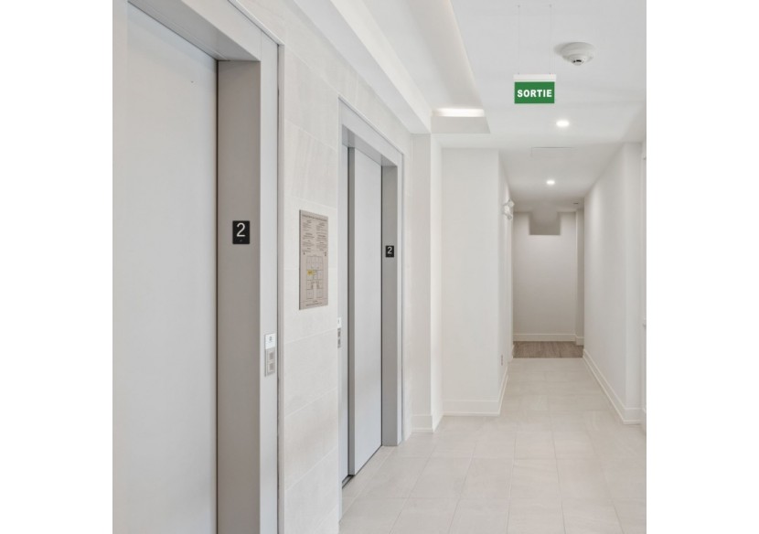Bloc autonome d'éclairage de sécurité avec panneau "SORTIE"-Suspension - K-B1062-SORTIE - Barcelona LED Bloc autonome d'éclairage de sécurité avec panneau "SORTIE"-Suspension - K-B1062-SORTIE - Barcelona LED