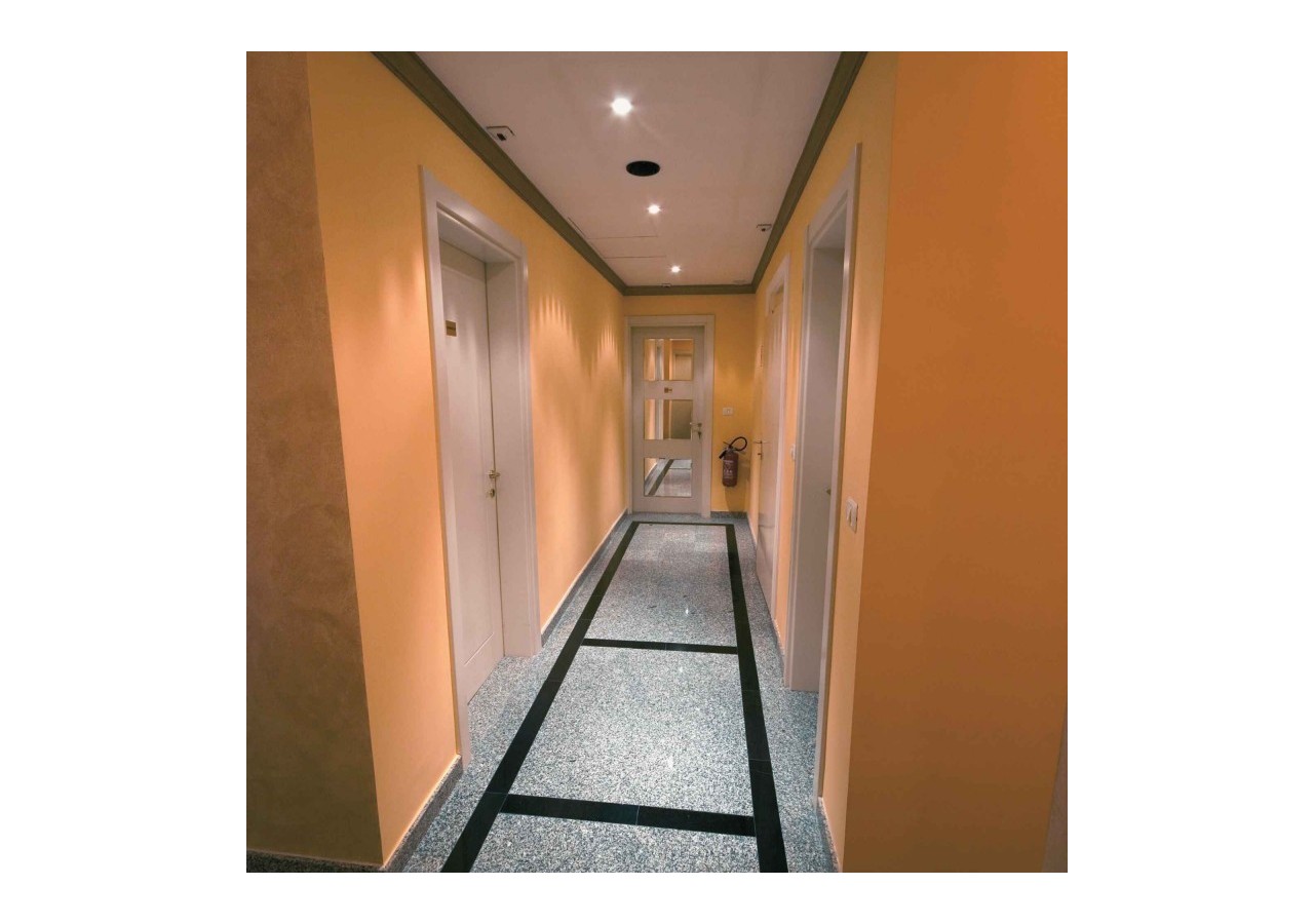 Downlight PRO 7W-CCT-148lm/W-IP54-UGR19-Coupe diamètre 75mm - B1269-7W-CCT - Barcelona LED