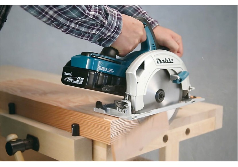 Scies circulaires bois 36 V Li-Ion 5 Ah - Makita : Confort'Mat