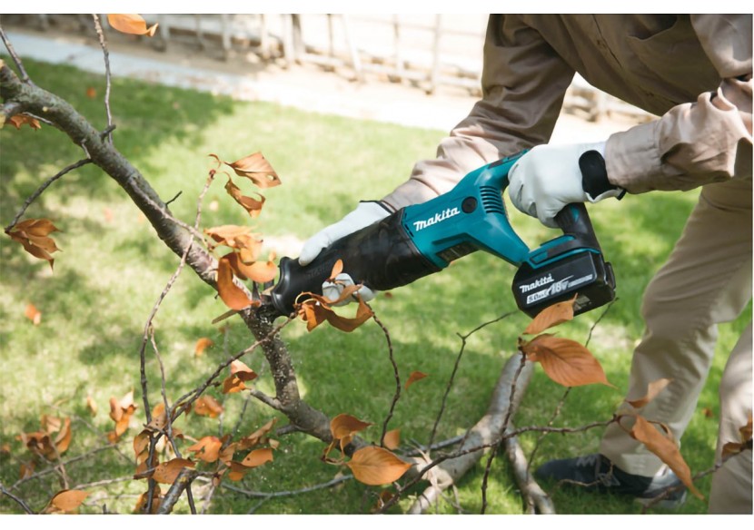 Scies récipros 18 V Li-Ion 5 Ah - Makita : Confort'Mat