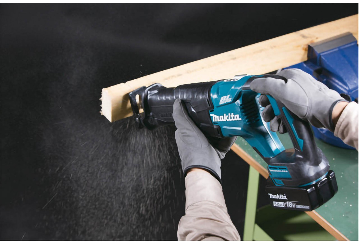 Scies récipros 18 V Li-Ion 5 Ah - Makita : Confort'Mat
