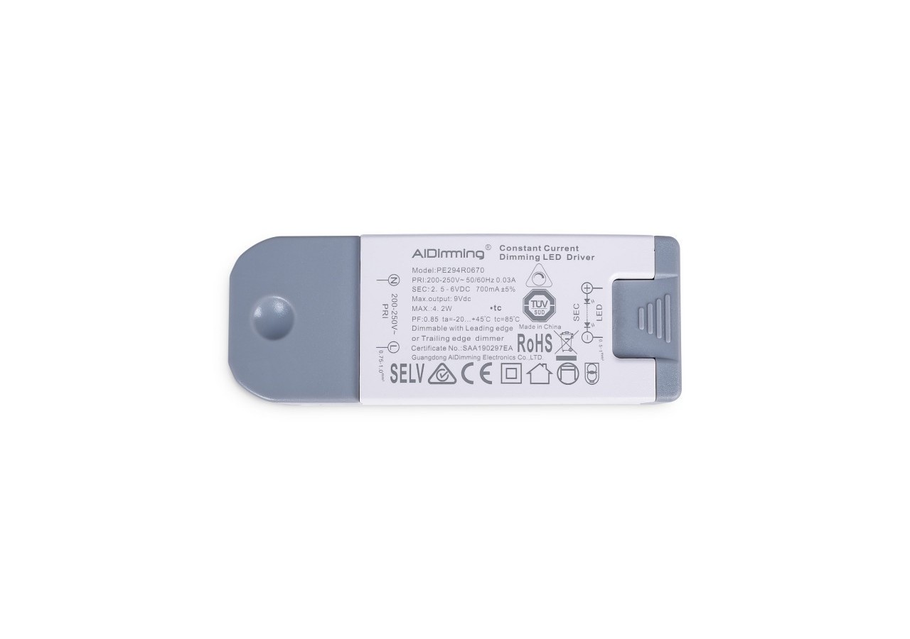 Driver LED dimmable TRIAC 2-6V DC-700mA-4,2W - PE294R0670 - Barcelona LED