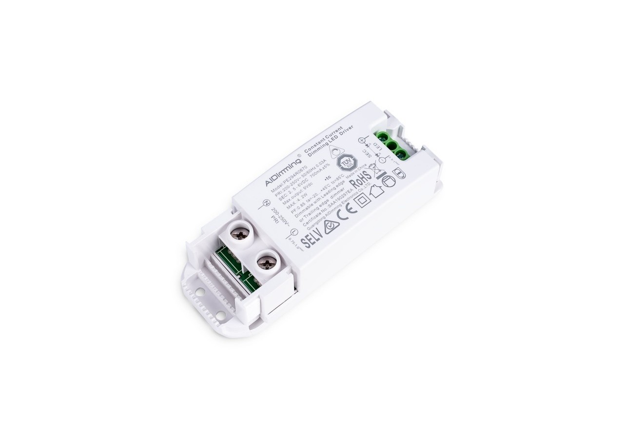 Driver LED dimmable TRIAC 2-6V DC-700mA-4,2W - PE294R0670 - Barcelona LED