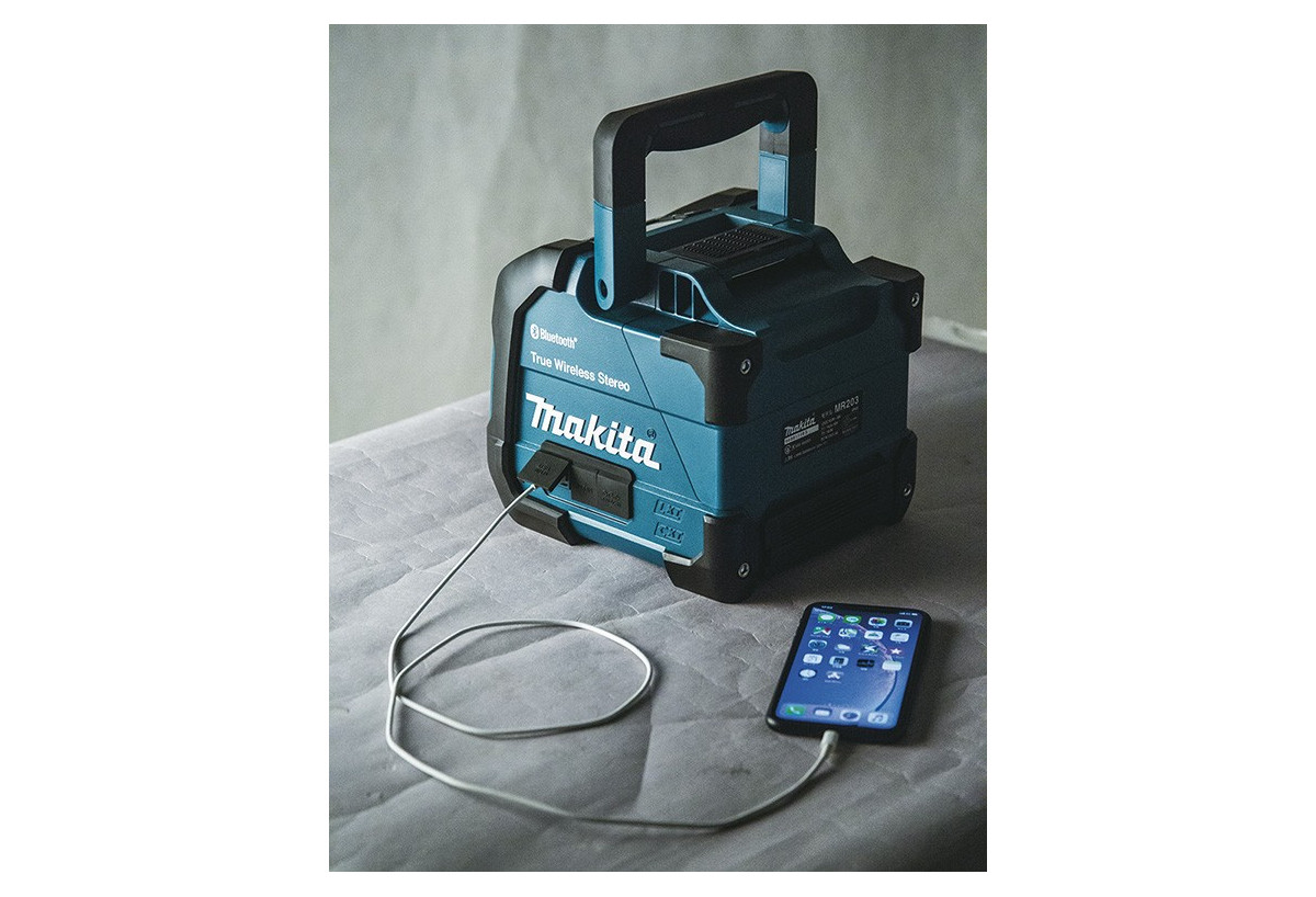 Enceinte Bluetooth® de chantier à affichage digital, secteur ou batte- rie Makita Li-Ion (sauf bâton) - Makita : Confort'Mat