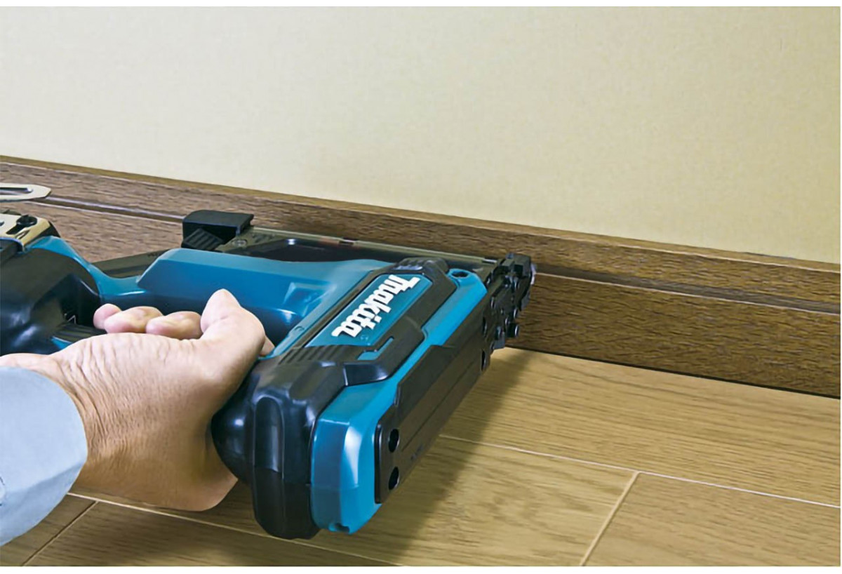 Cloueur 18 V Li-Ion 5 Ah précision - Makita : Confort'Mat